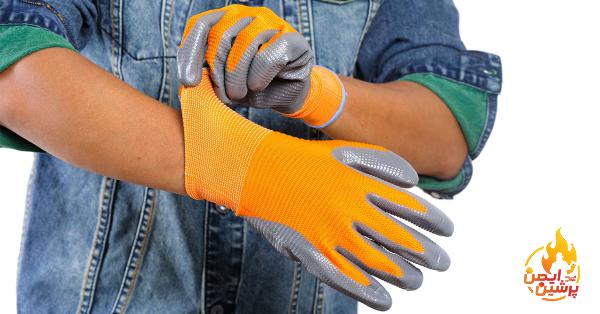بررسی مقاومت انواع دستکش های ضد برش